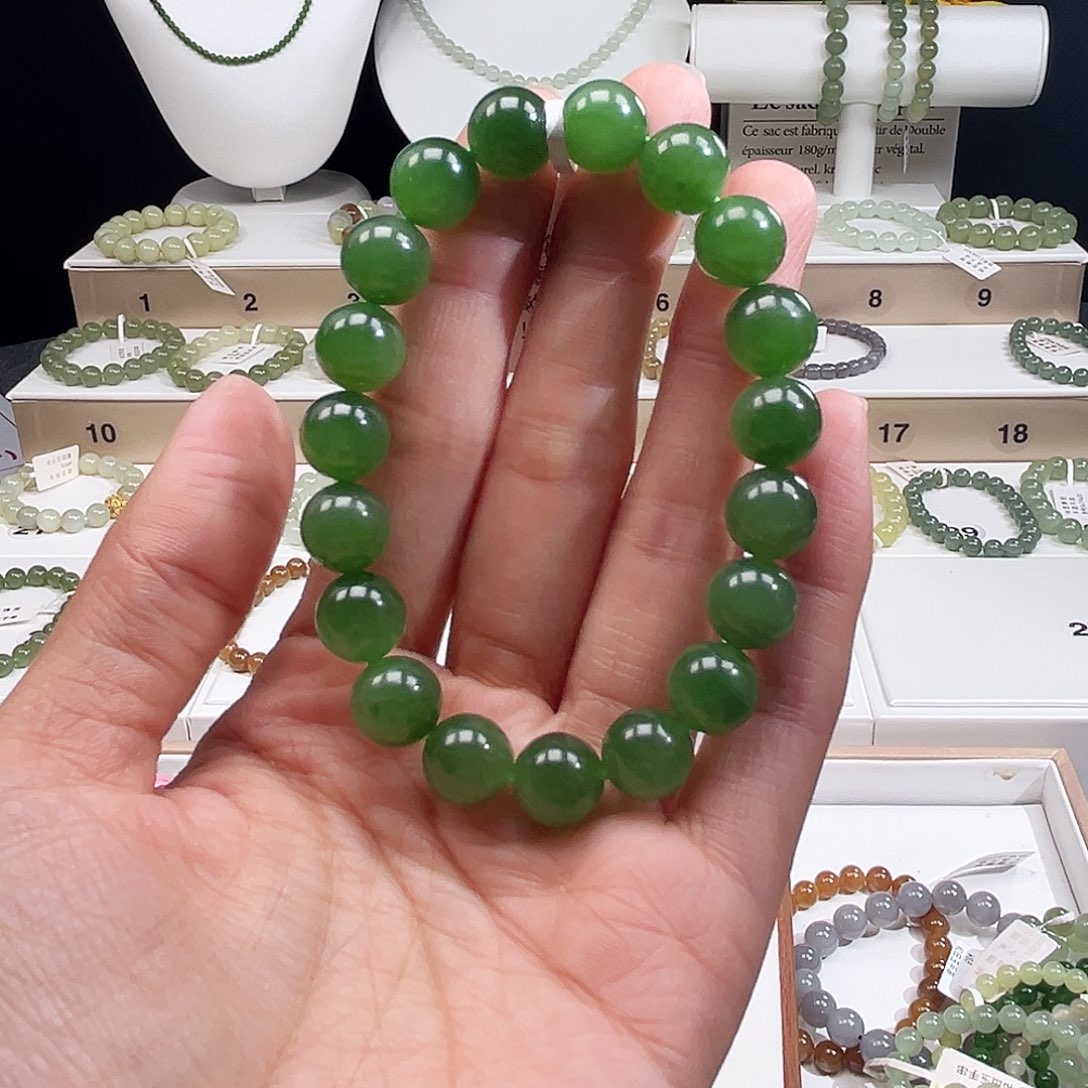 小***呢和田玉未镶嵌手链