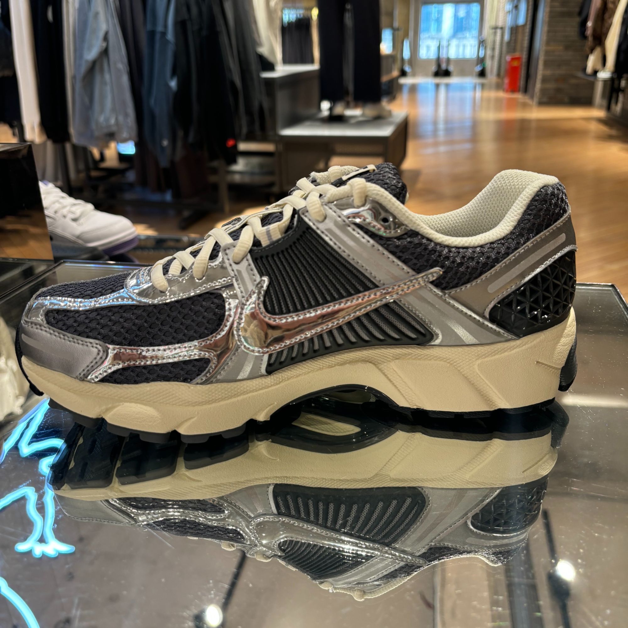 NIKE/耐克官方正品ZOOM VOMERO 5男子舒适跑步鞋IM3486-001