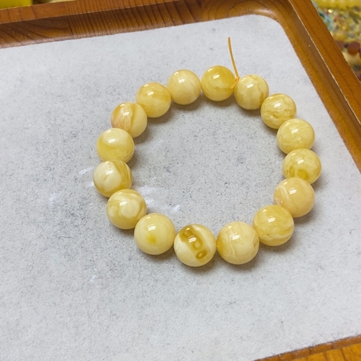 蜜蜡未镶嵌裸石手串