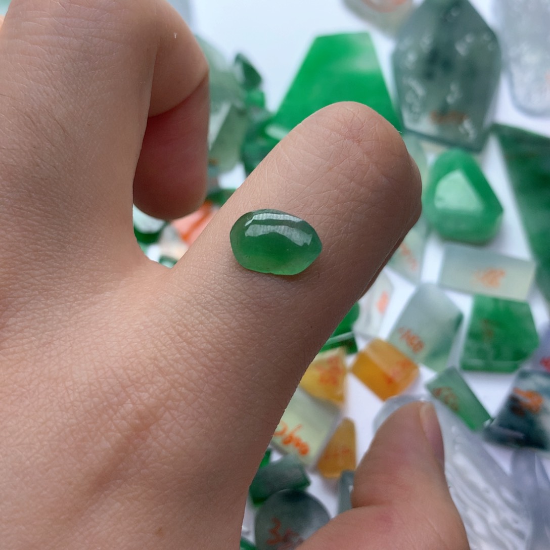 定制翡翠未镶嵌缅甸翡翠原石