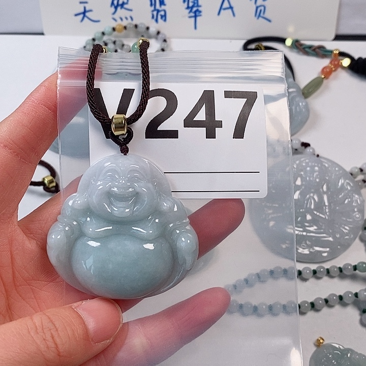 翡翠颈饰未镶嵌天然