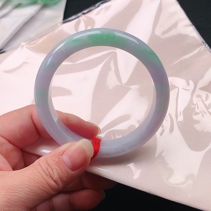 翡翠手镯未镶嵌翡翠132