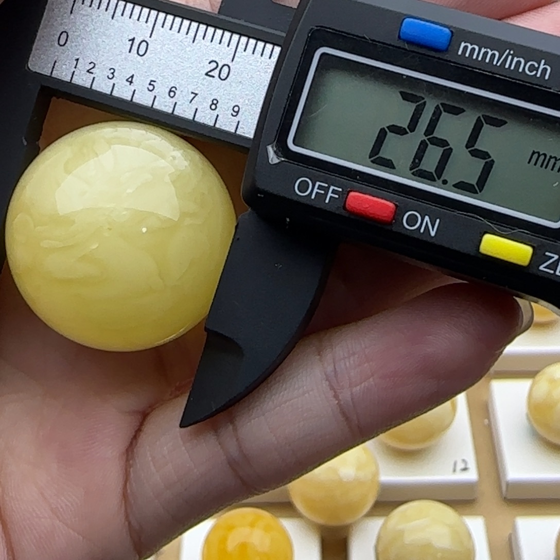 嘟***熊蜜蜡未镶嵌裸石满蜡飘花