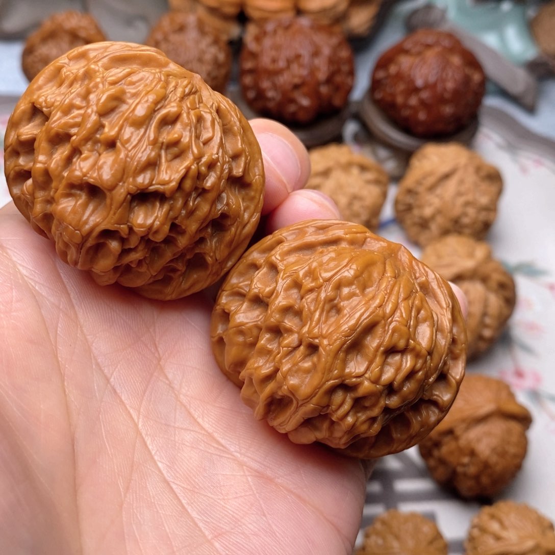 【闪购商品】文玩核桃把件余*磨盘