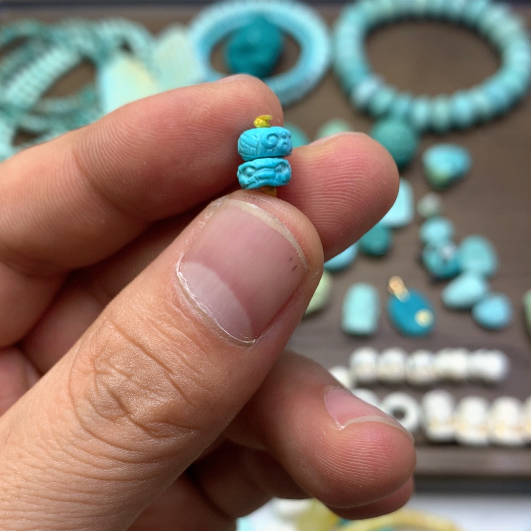 绿松石雕刻未镶嵌