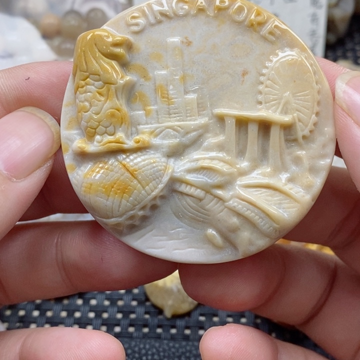 硅化珊瑚（珊瑚玉）颈饰未镶嵌