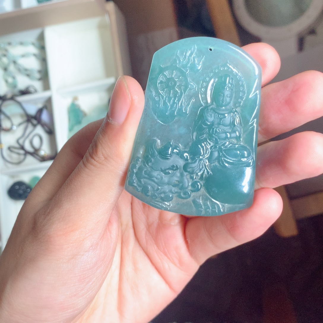 翡翠颈饰未镶嵌危料普贤