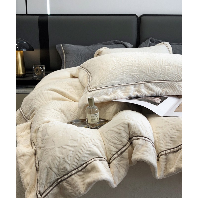 水星高端适用家纺高端冬天加厚保暖双面牛奶绒床上四件套轻奢雕花