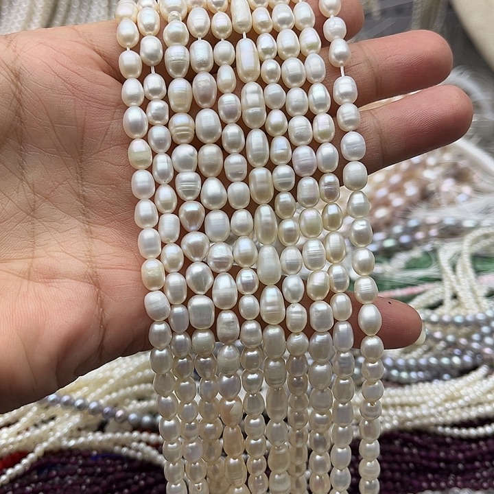 未镶嵌淡水珍珠珠宝半成品一条5mm左右极光米珠珍珠