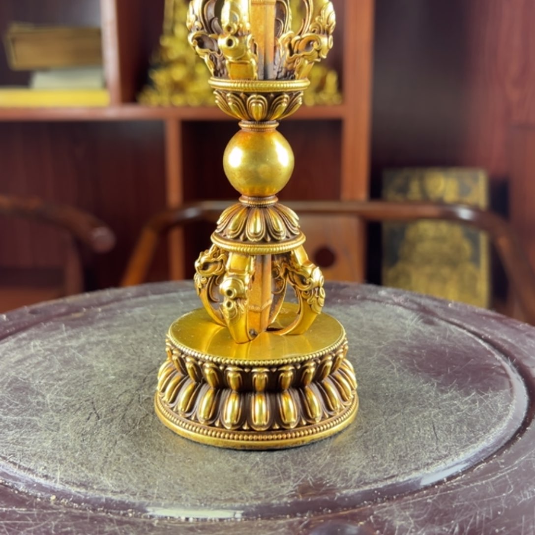 方*閑佛像的造型和造型