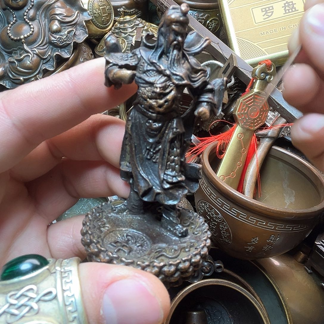 精美铜器收藏品等