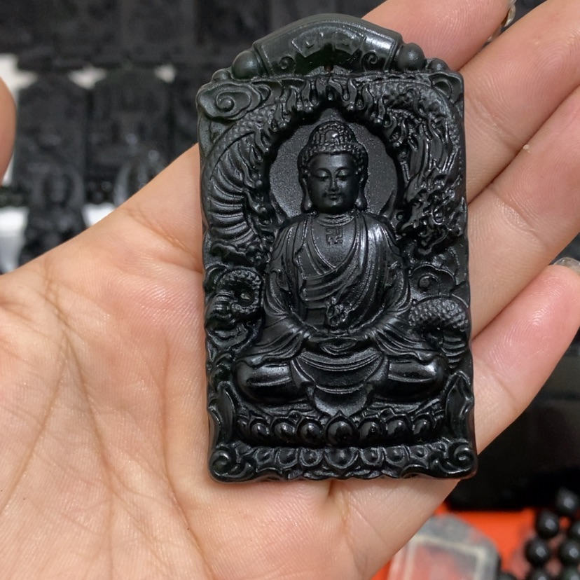 【闪购商品】未镶嵌蛇纹石玉颈饰严**铭