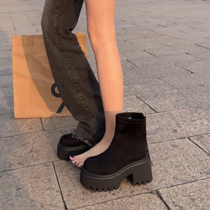 增高厚底马丁靴女秋冬季加绒靴子女英伦风新款小个子瘦瘦短靴子女