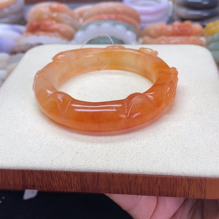 未镶嵌石英岩玉珠宝奇石绝****趾