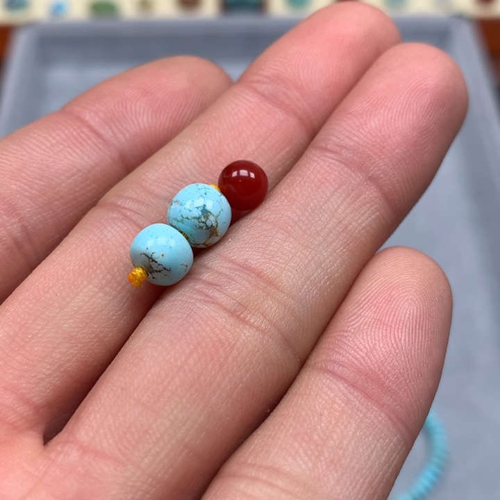 南红玛瑙配饰未镶嵌