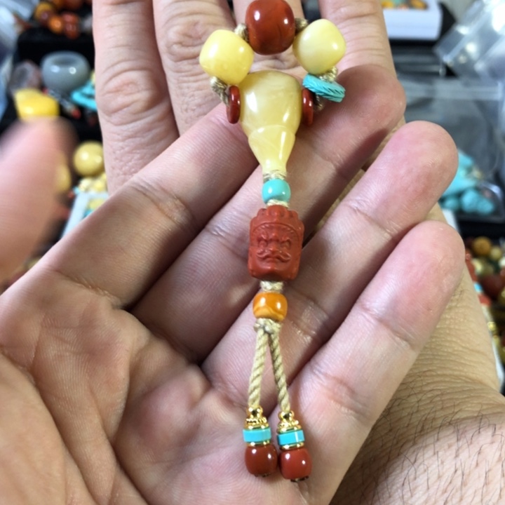 蜜蜡珠宝奇石未镶嵌