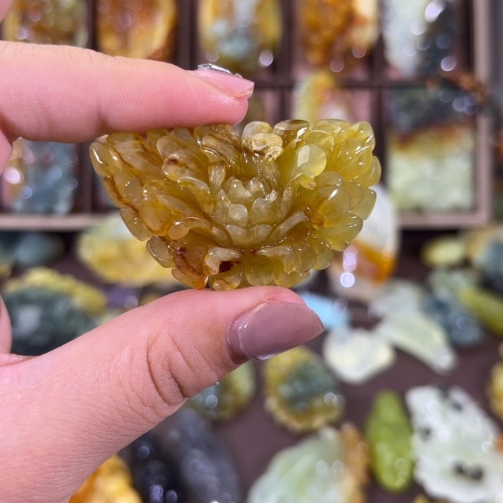 未镶嵌蛇纹石玉颈饰