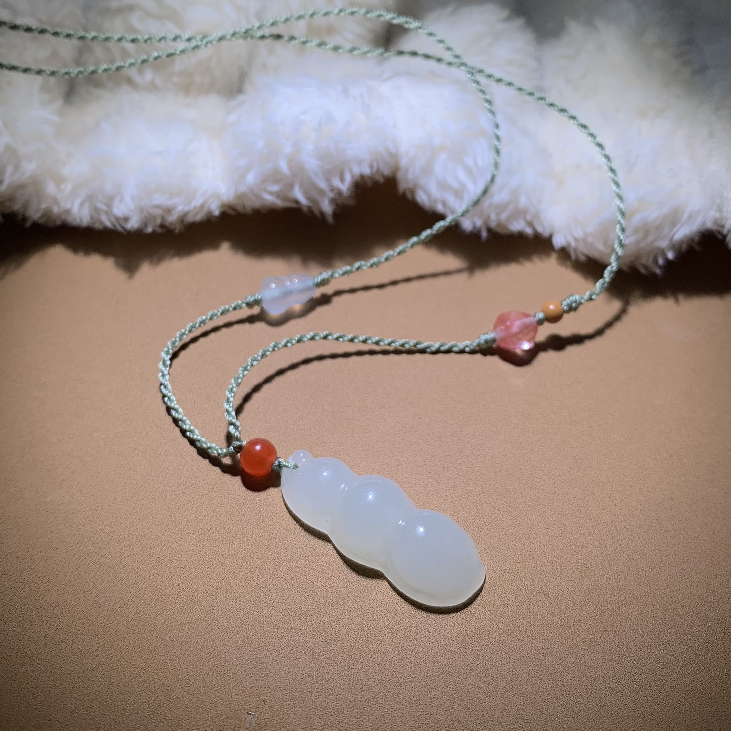 和田玉《福豆》吊坠 玉质细腻 饱满干净 一豆平安二豆吉祥三豆福禄