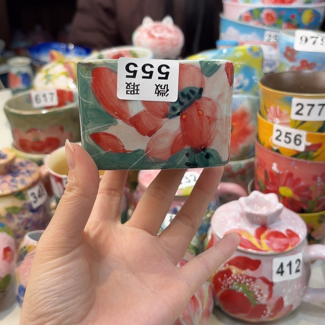 瓷片兔兔好可爱呀打