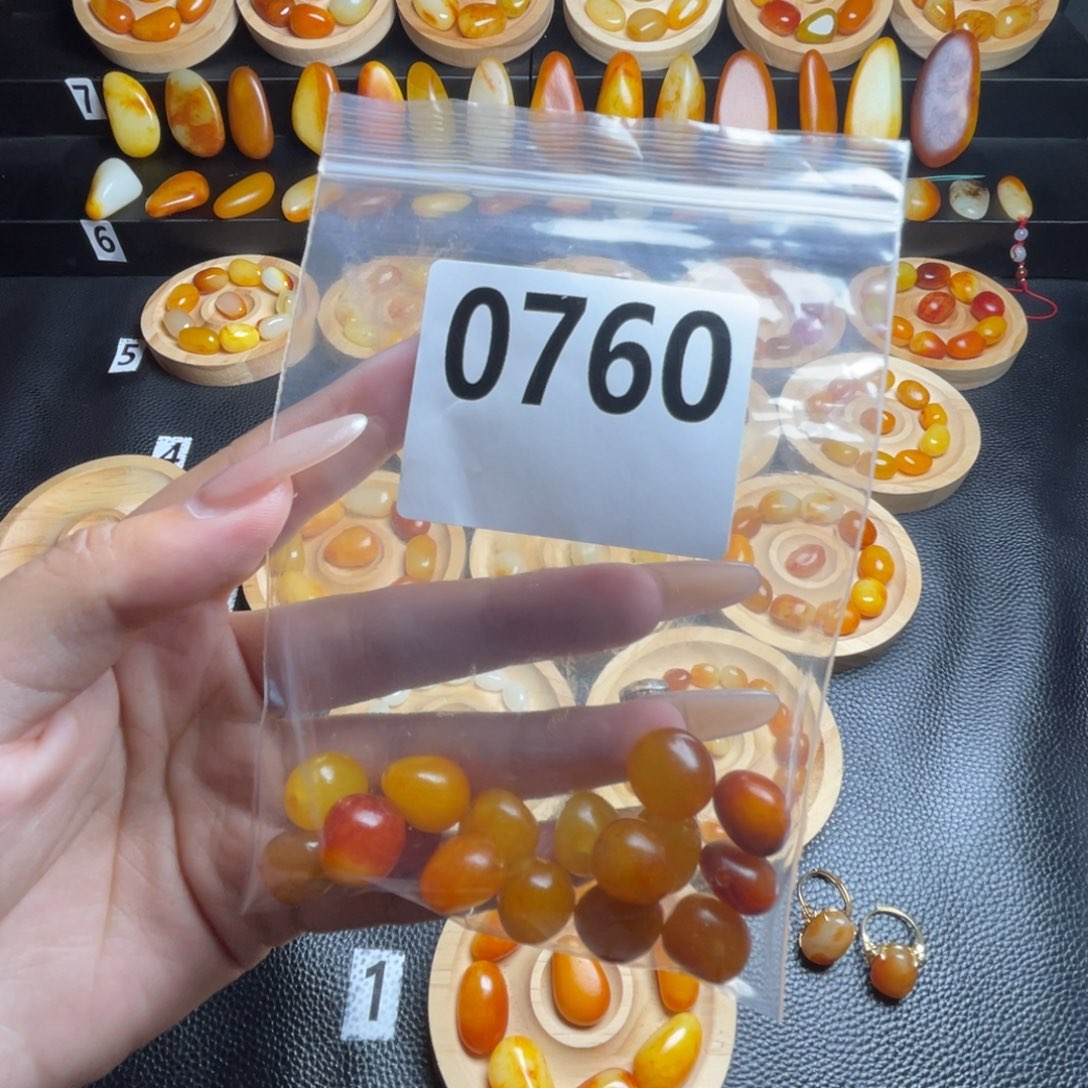 来***桶手串未镶嵌和田玉