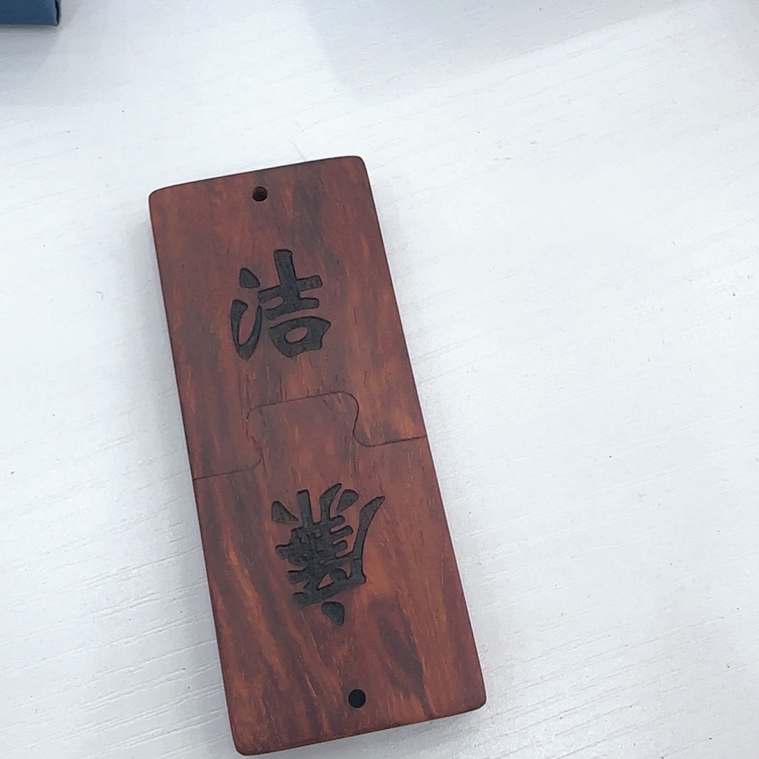 端景台紫檀木类小叶紫檀钥匙扣