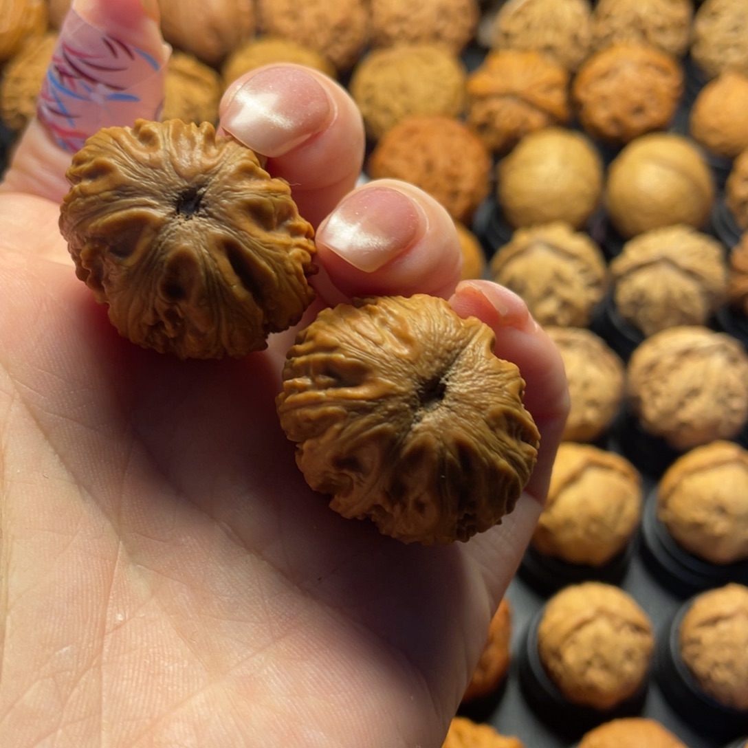 那***草吊坠文玩核桃核桃