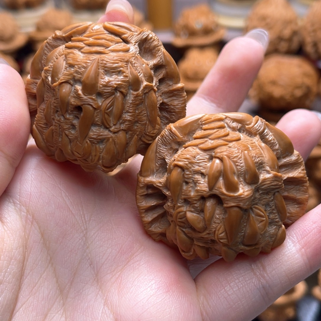 ****亮福利43白狮子吞噬發發發