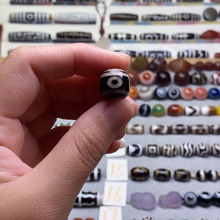 未镶嵌颈饰玛瑙/玉髓