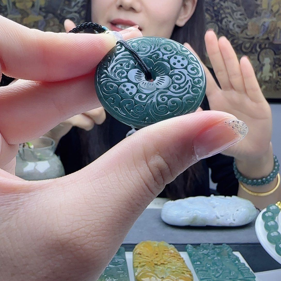 颈饰未镶嵌翡翠88888
