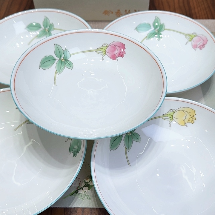 瓷片杯子杯子杯子水杯杯子水杯水杯