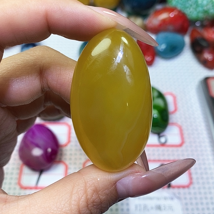 未镶嵌玛瑙/玉髓珠宝奇石断*