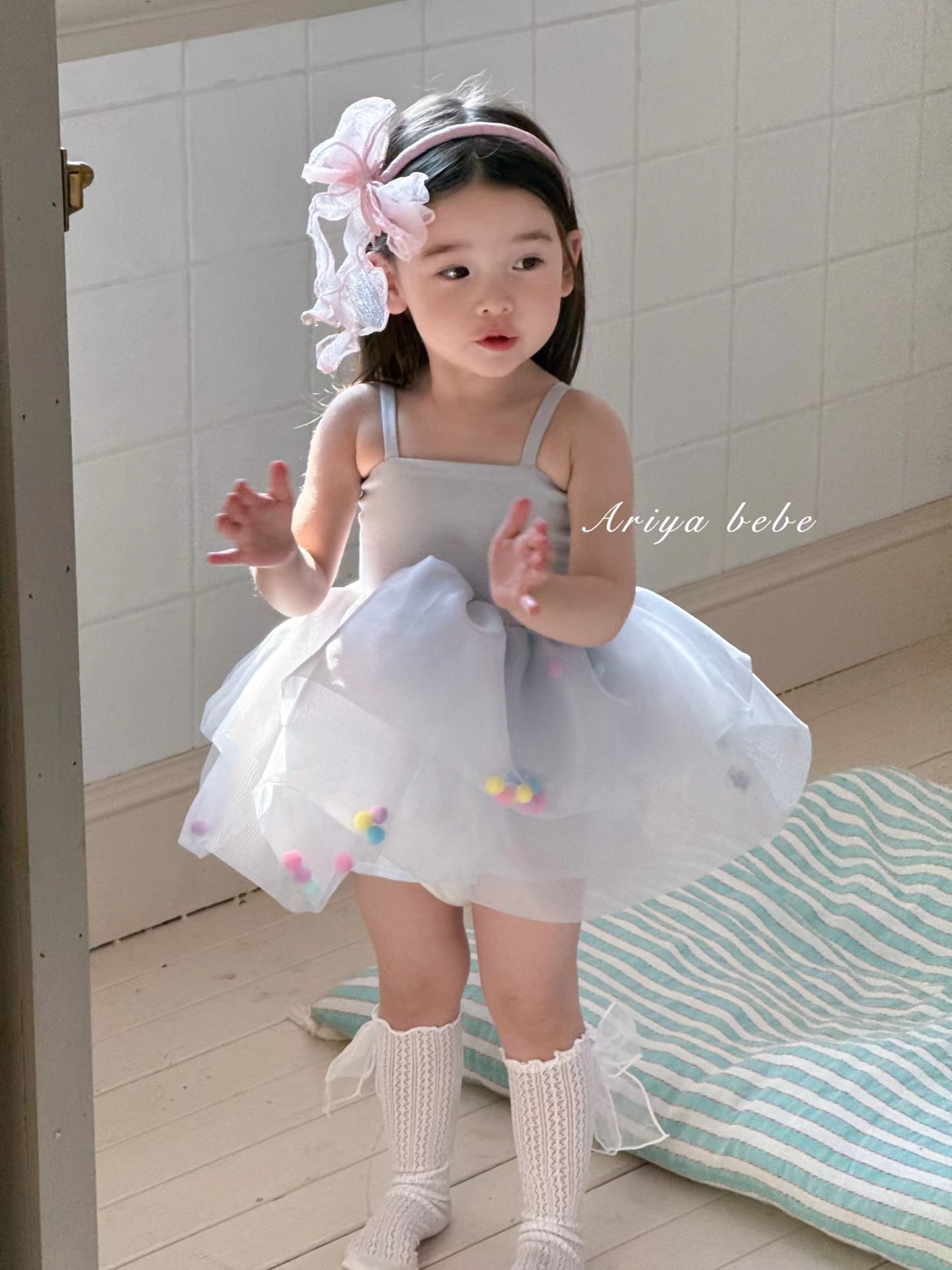ariya-N055-吊带裙