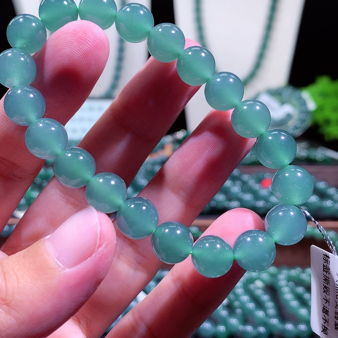 翡翠未镶嵌手链天然a货翡翠手串9.8