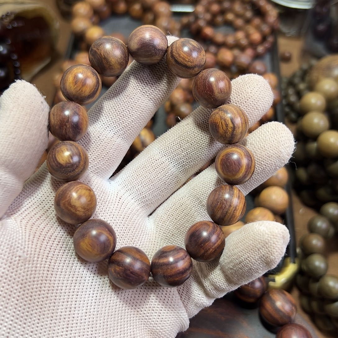 M***w手串/手链黄花梨/降香黄檀
