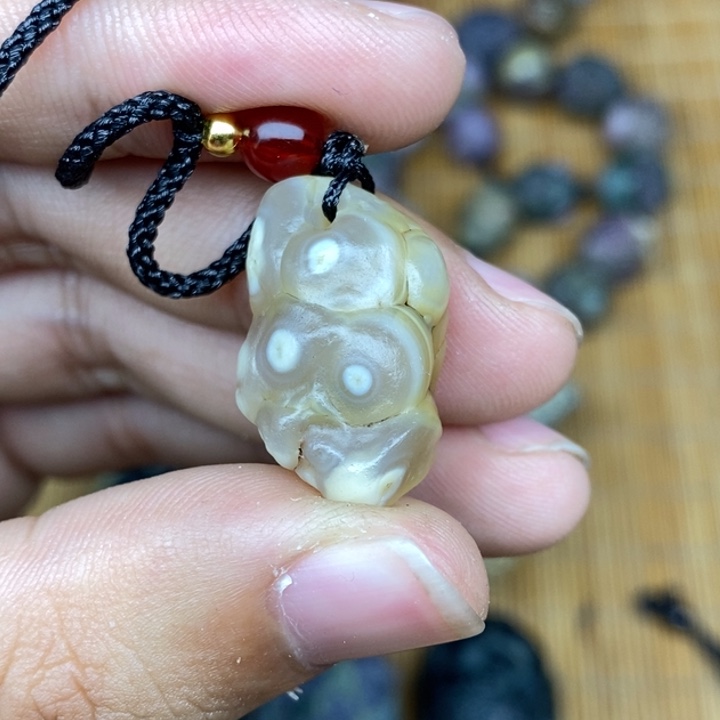玛瑙/玉髓珠宝半成品未镶嵌1*