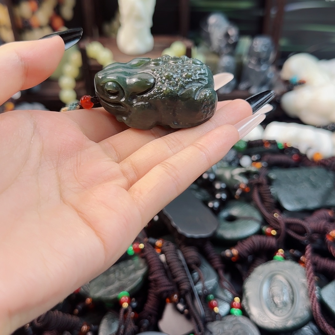 未镶嵌和田玉挂件