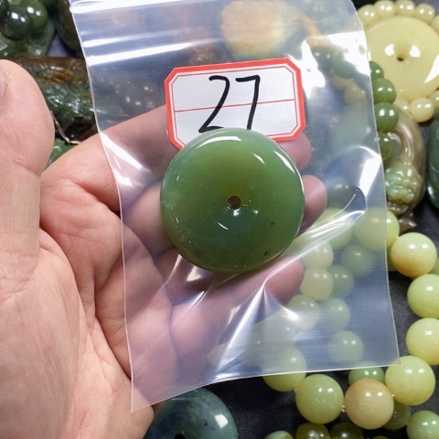 未镶嵌蛇纹石玉手链