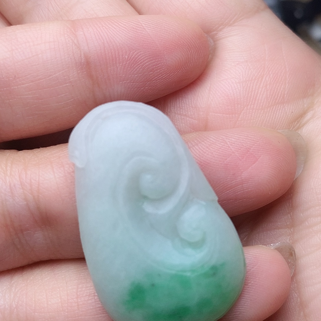 翡翠未镶嵌颈饰毛货如意