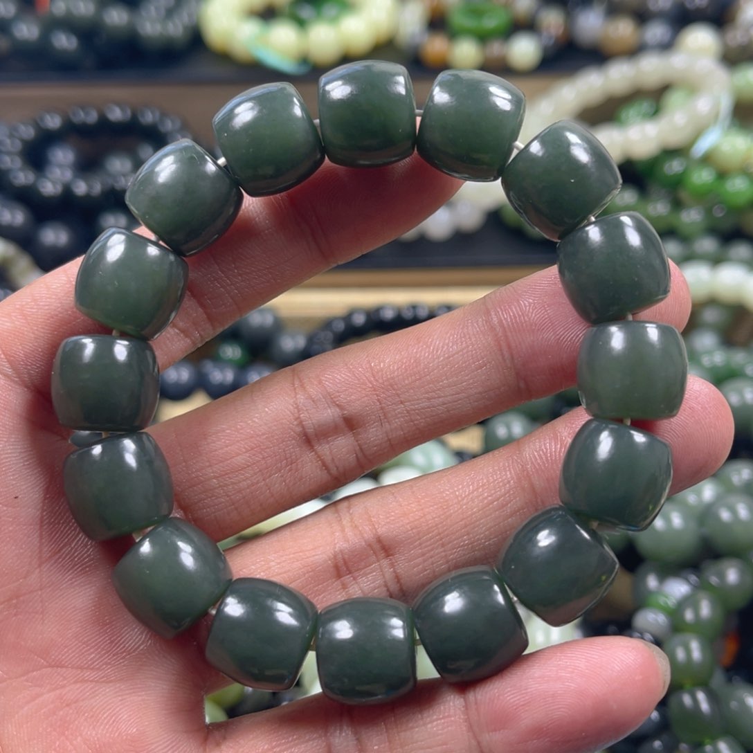 和田玉手串未镶嵌