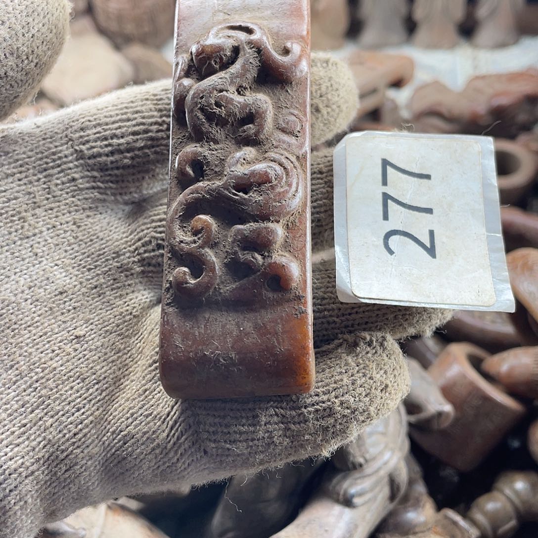 和田玉（糖玉）未镶嵌挂件