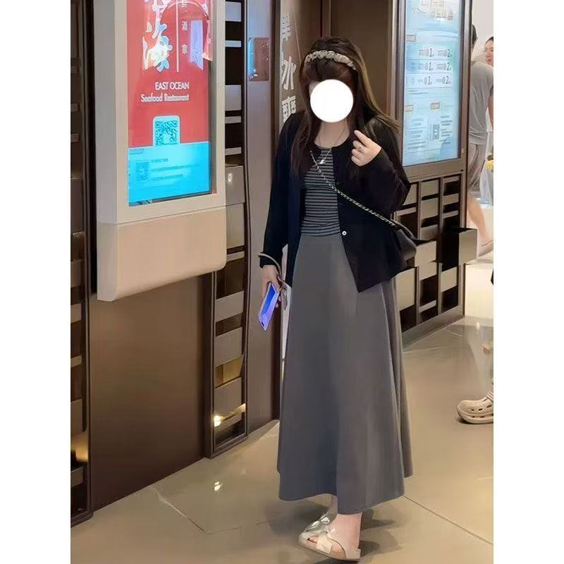 秋季套装女款爆款新款大码条纹吊带长袖宽松开衫半身裙三件套套装