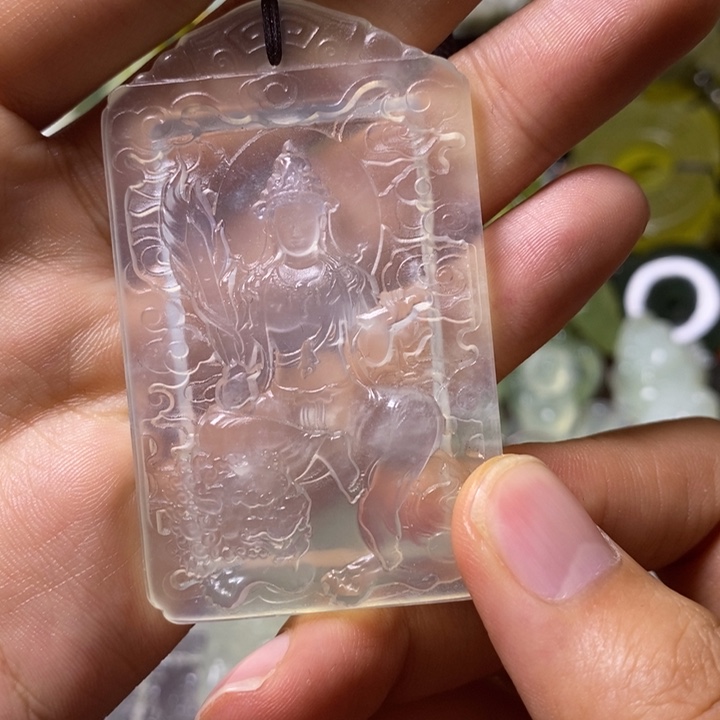 岫玉岫玉挂件未镶嵌一***?