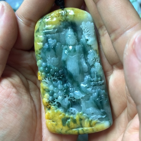 翡翠未镶嵌颈饰兜****?天然缅甸翡翠a货