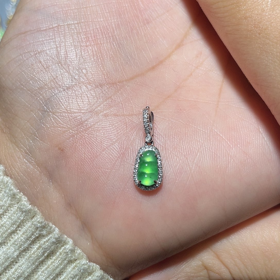 你****翡翠18K金镶嵌吊坠(不含链)