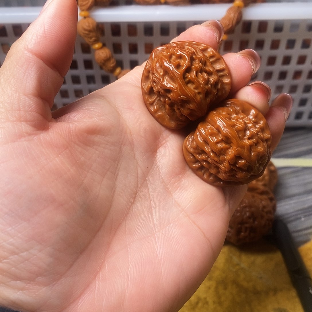 吊坠文玩核桃天**子白狮子