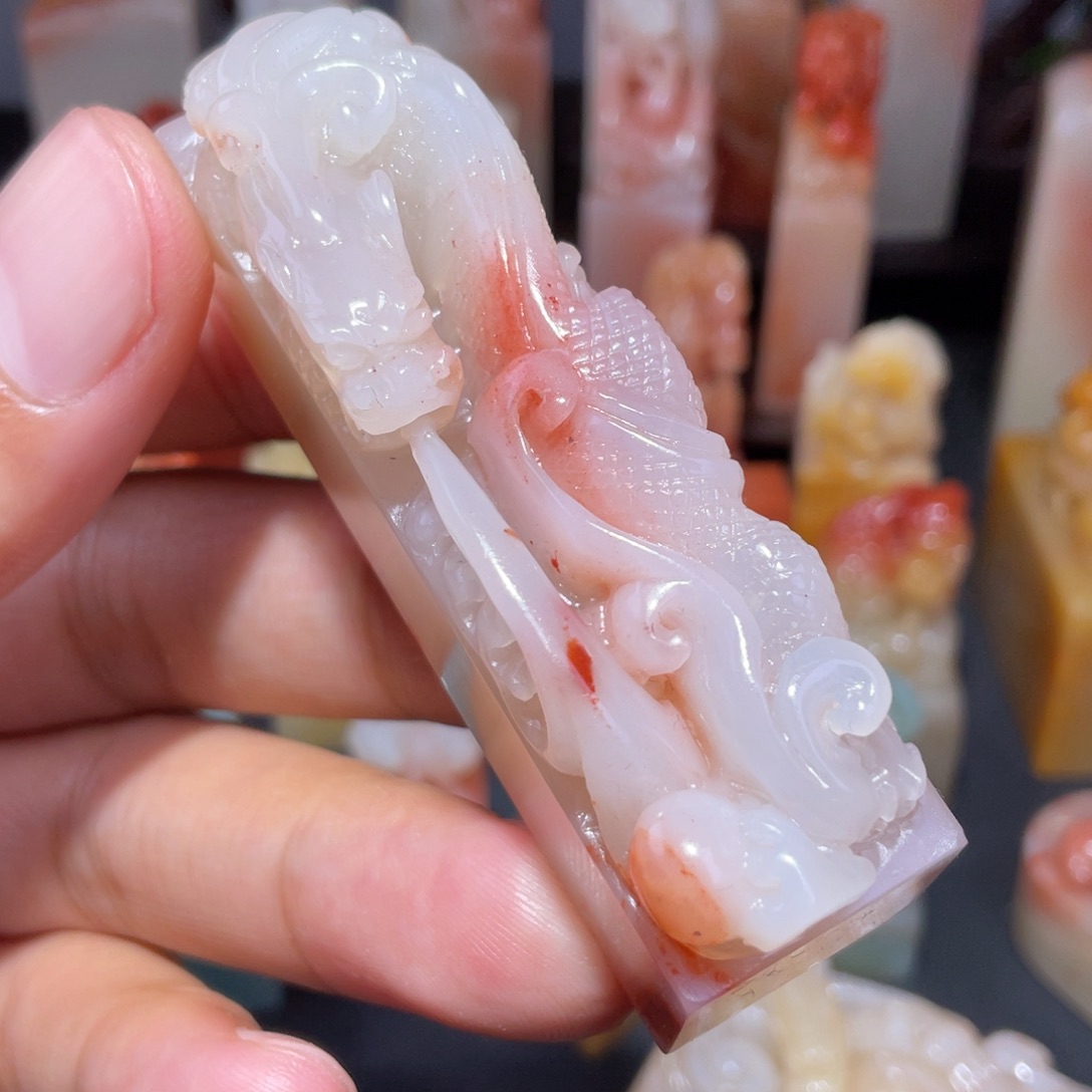 老挝石印石龙戏珠