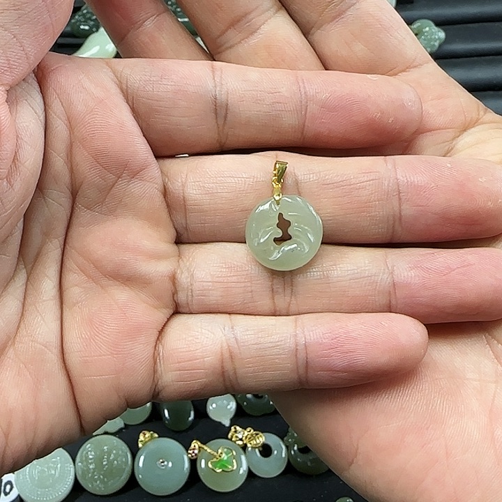和田玉吊坠(不含链)银S925镶嵌