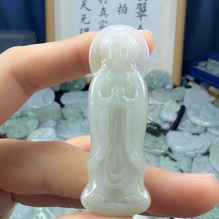 翡翠未镶嵌颈饰翡翠