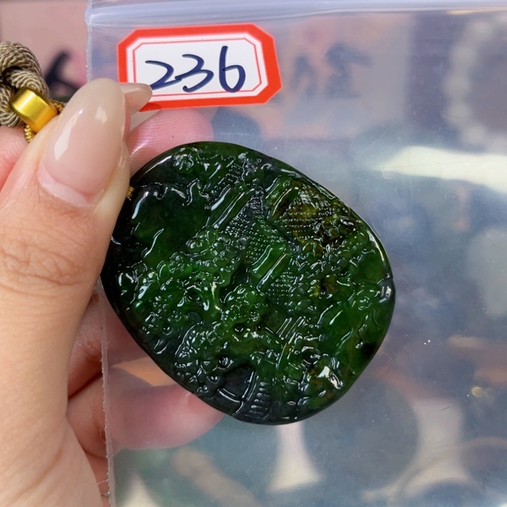 和田玉未镶嵌和田玉