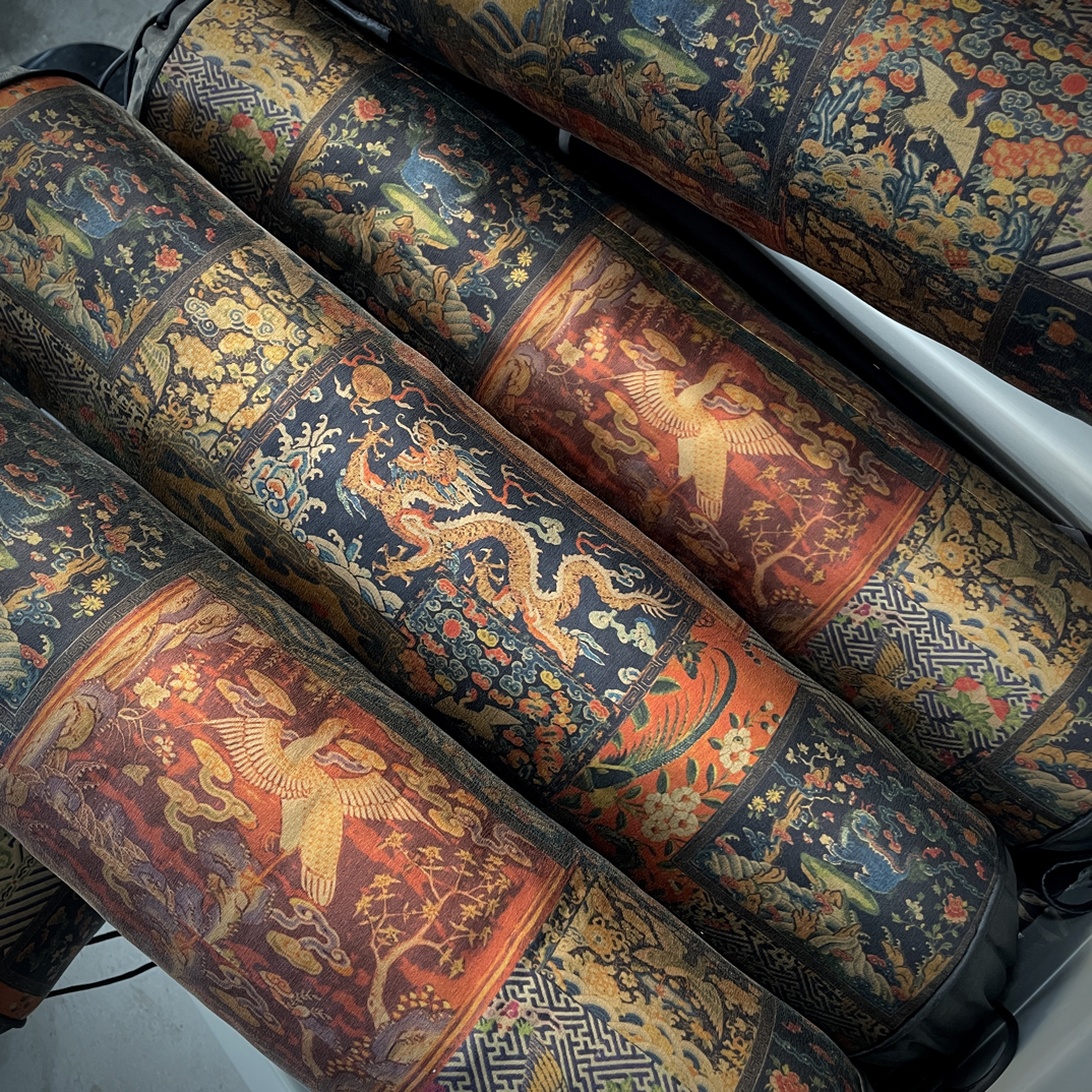 重磅龙凤香云纱糖果枕